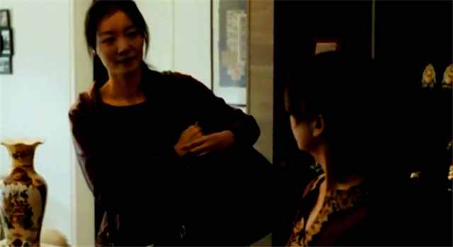 下海：“坠落”成巴黎站街女的中国女人，是一段难以启齿的“痛”