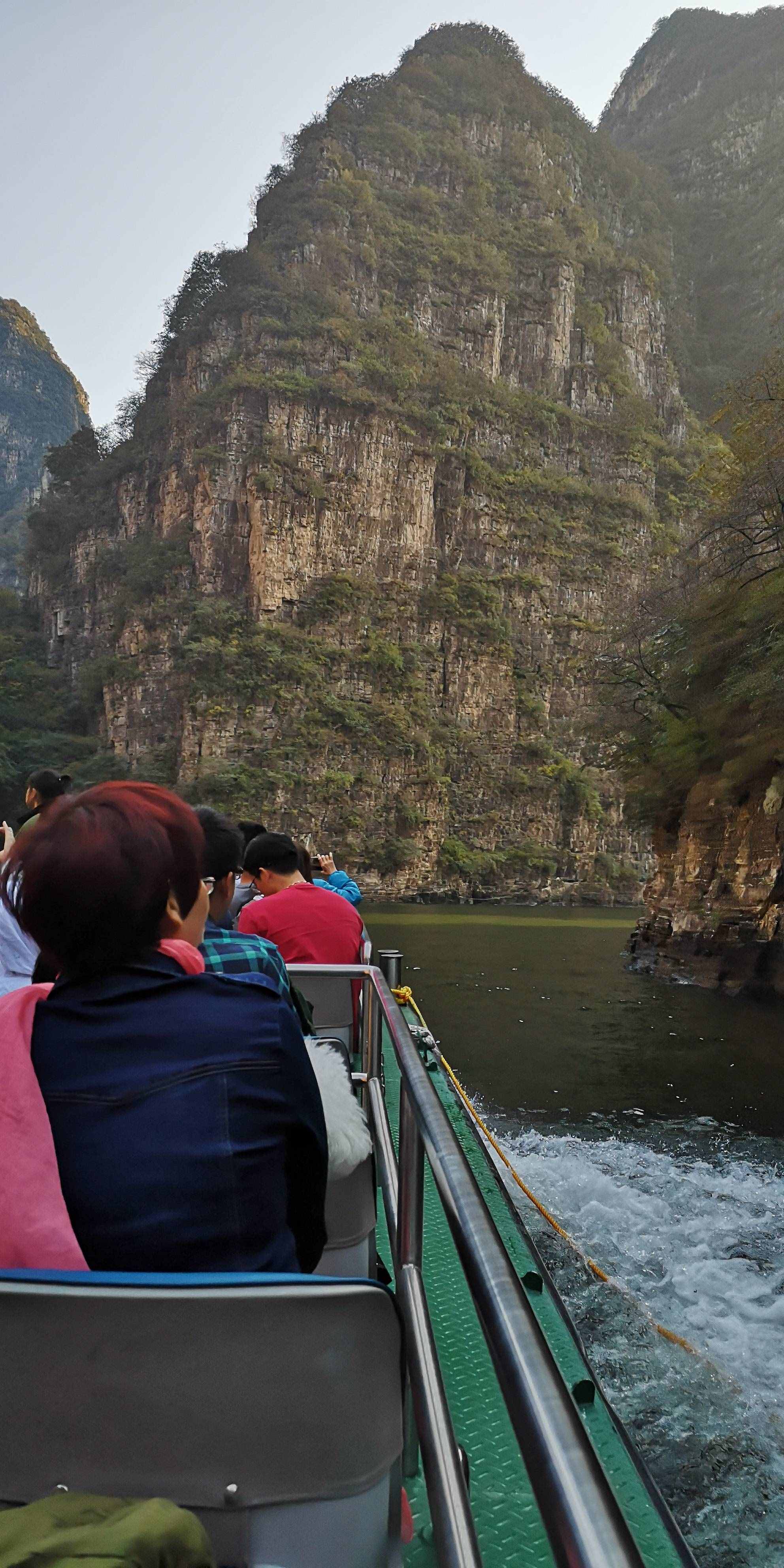 坐船看山是最大亮点：北京龙庆峡旅游攻略