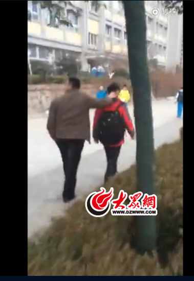 日照港中学称打人老师已向学生及家属道歉
