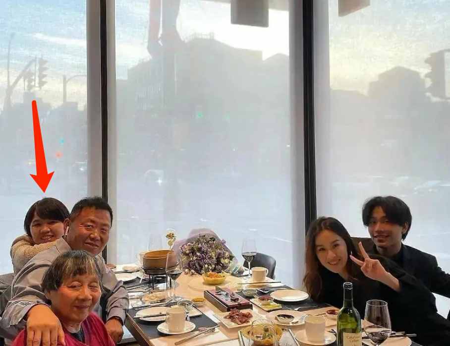陈坤妻子身份曝光？被传保姆年仅19岁便为其产子，本人无奈回应