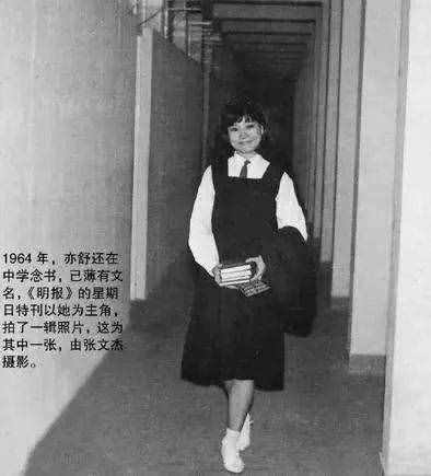 他是亦舒儿子，与妈妈失联44年渴望母爱，看异父妹妹被宠成公主