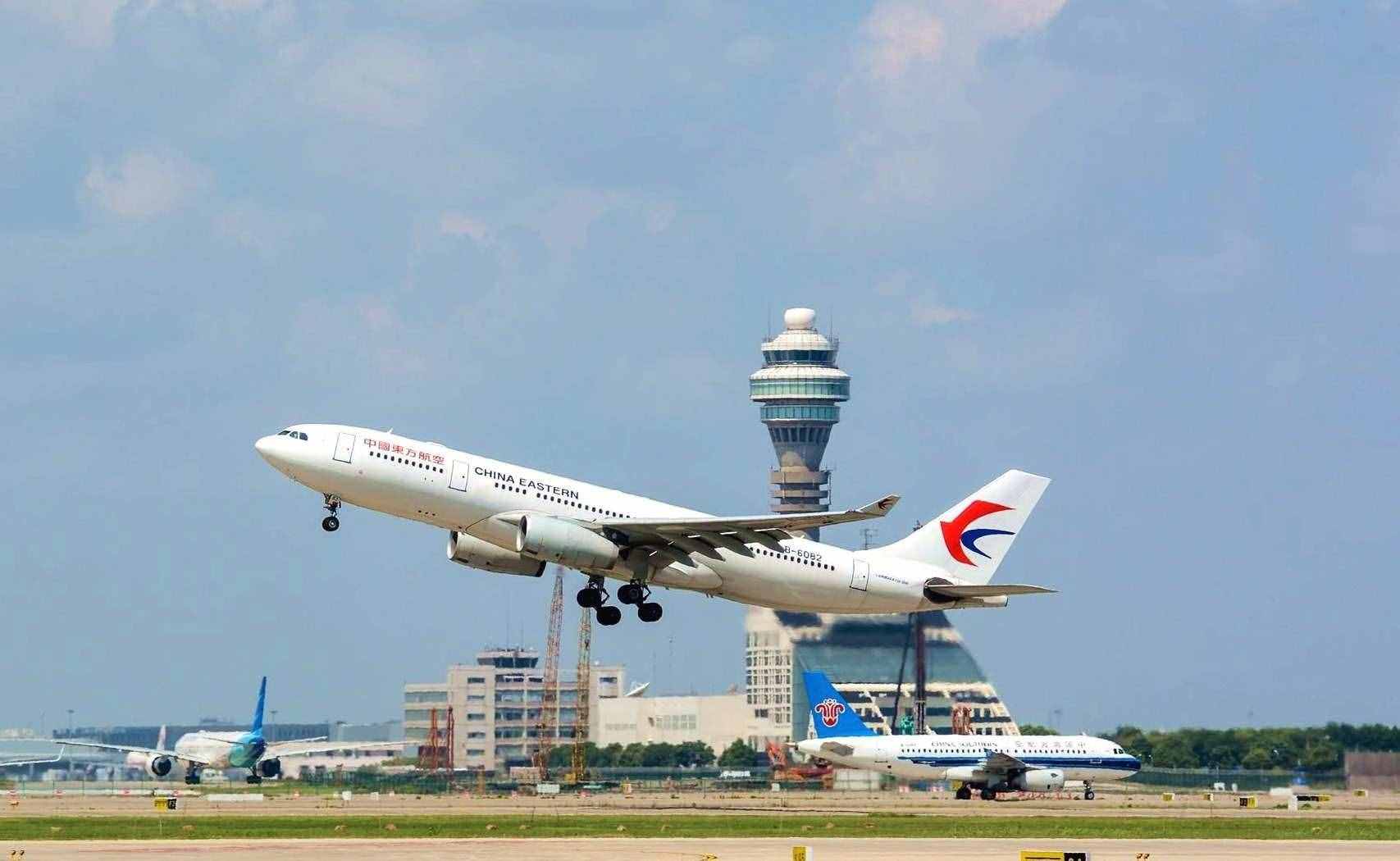中国十强机场：成都双流第2，上海浦东第7，杭州萧山稳居前十