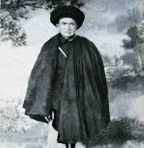 小叶丹后人，因彝海结盟，得到特殊照顾，多人保送到北京，上大学