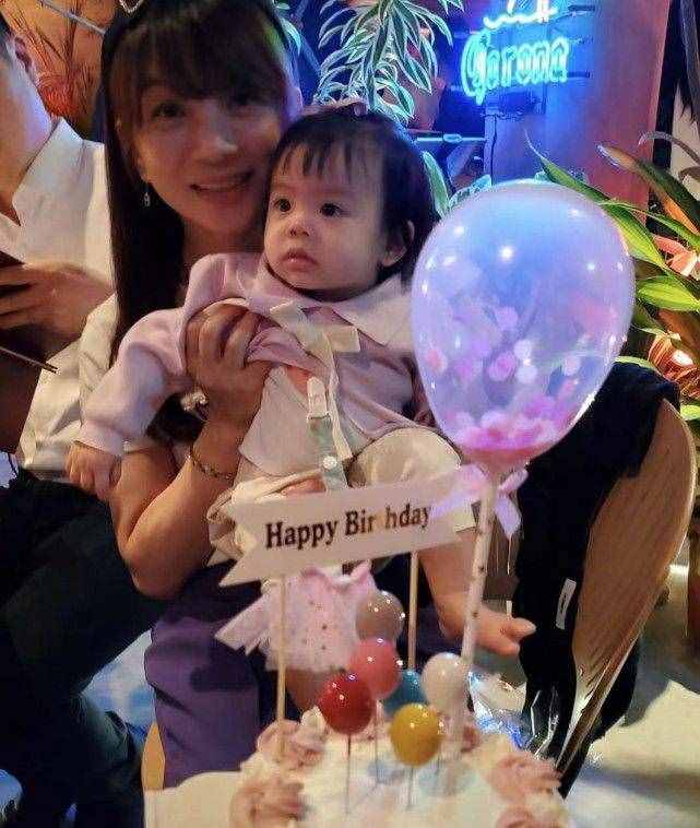 罗志祥43岁经纪人小霜宣布怀二胎，仍是试管婴儿，孩子父亲不详