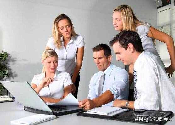 与男上司关系暧昧，自己受伤害，女下属应该这样防止男上司的骚扰