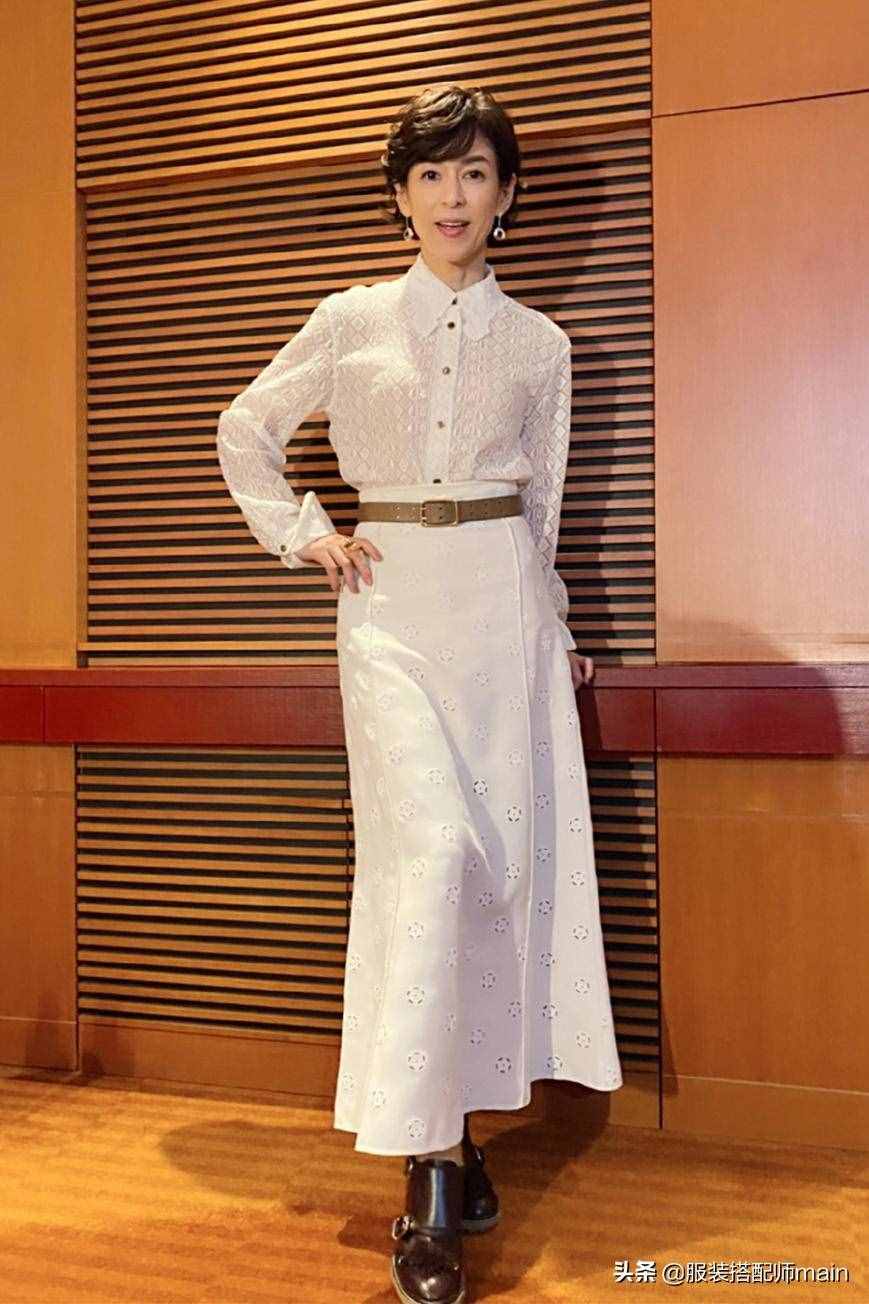 中年阿姨别一味打扮花哨，学日本中年女人这样穿，知性优雅又高级