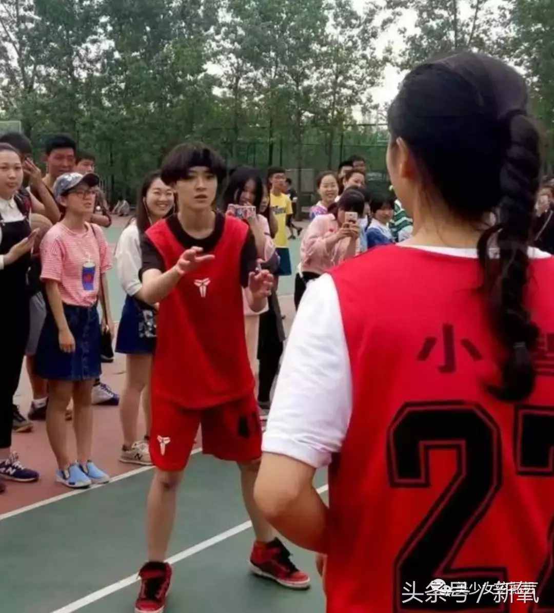 复古女神南笙以前竟然这！么！帅！