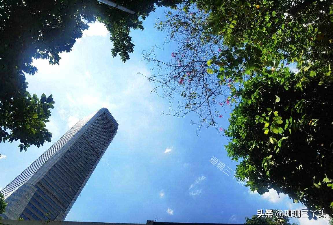 广州首座有停机坪的大厦，曾是全市最高，土生土长的广州院士设计