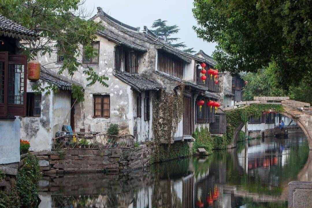 上海出发周庄一日游108元起！包门票、包车费、还送午餐，超划算