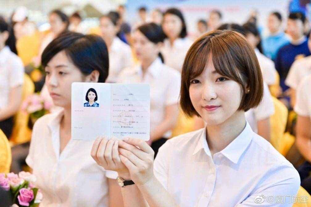 厦门航空迎来首批台湾籍空姐 颜值高学历高