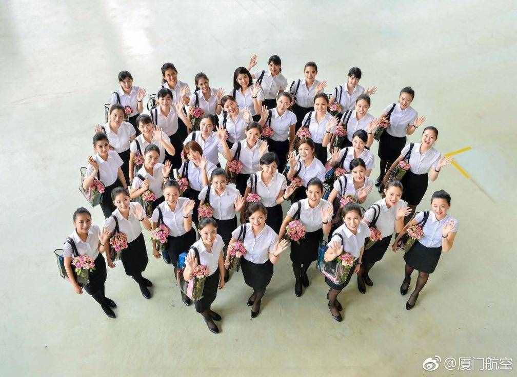 厦门航空迎来首批台湾籍空姐 颜值高学历高