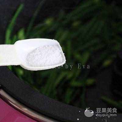 韭菜花炒鸡蛋的做法